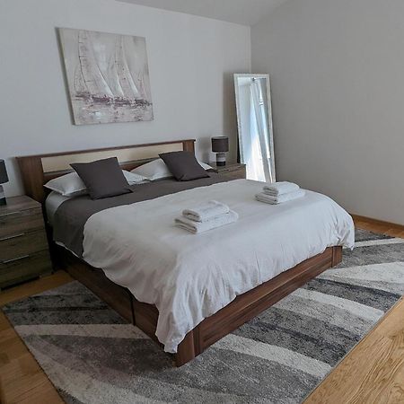 Prime Location Penthouse Apt With A Large Terrace Split Extérieur photo